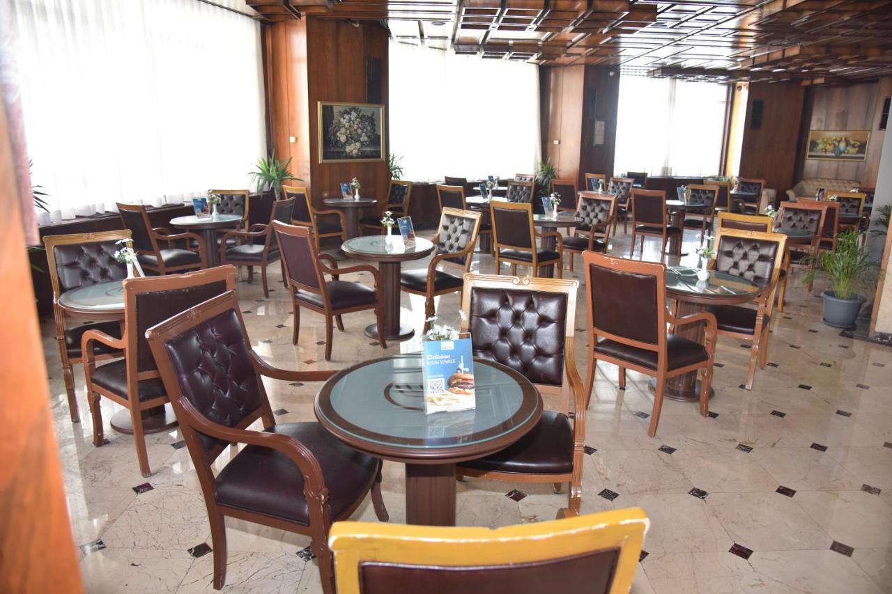 Fuar Hotel Istanbul Bagian luar foto
