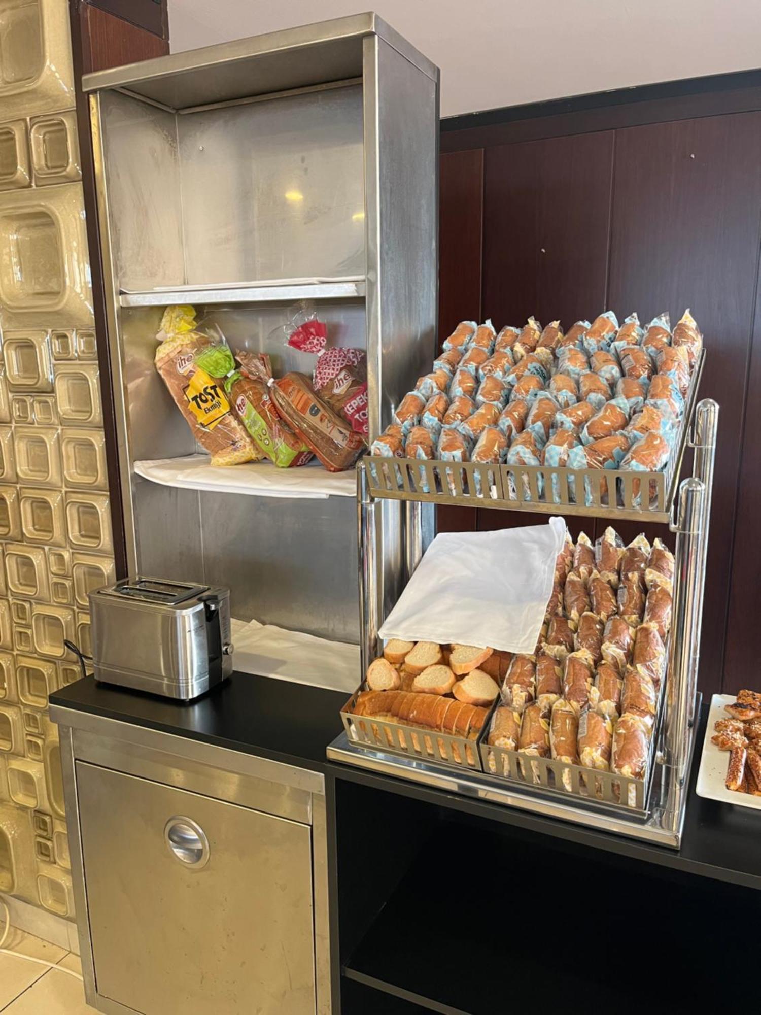 Fuar Hotel Istanbul Bagian luar foto