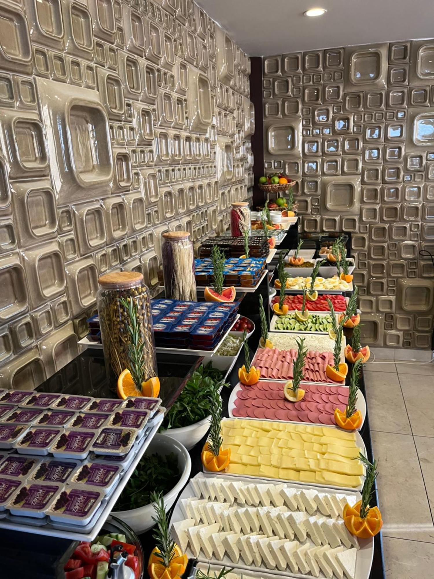 Fuar Hotel Istanbul Bagian luar foto